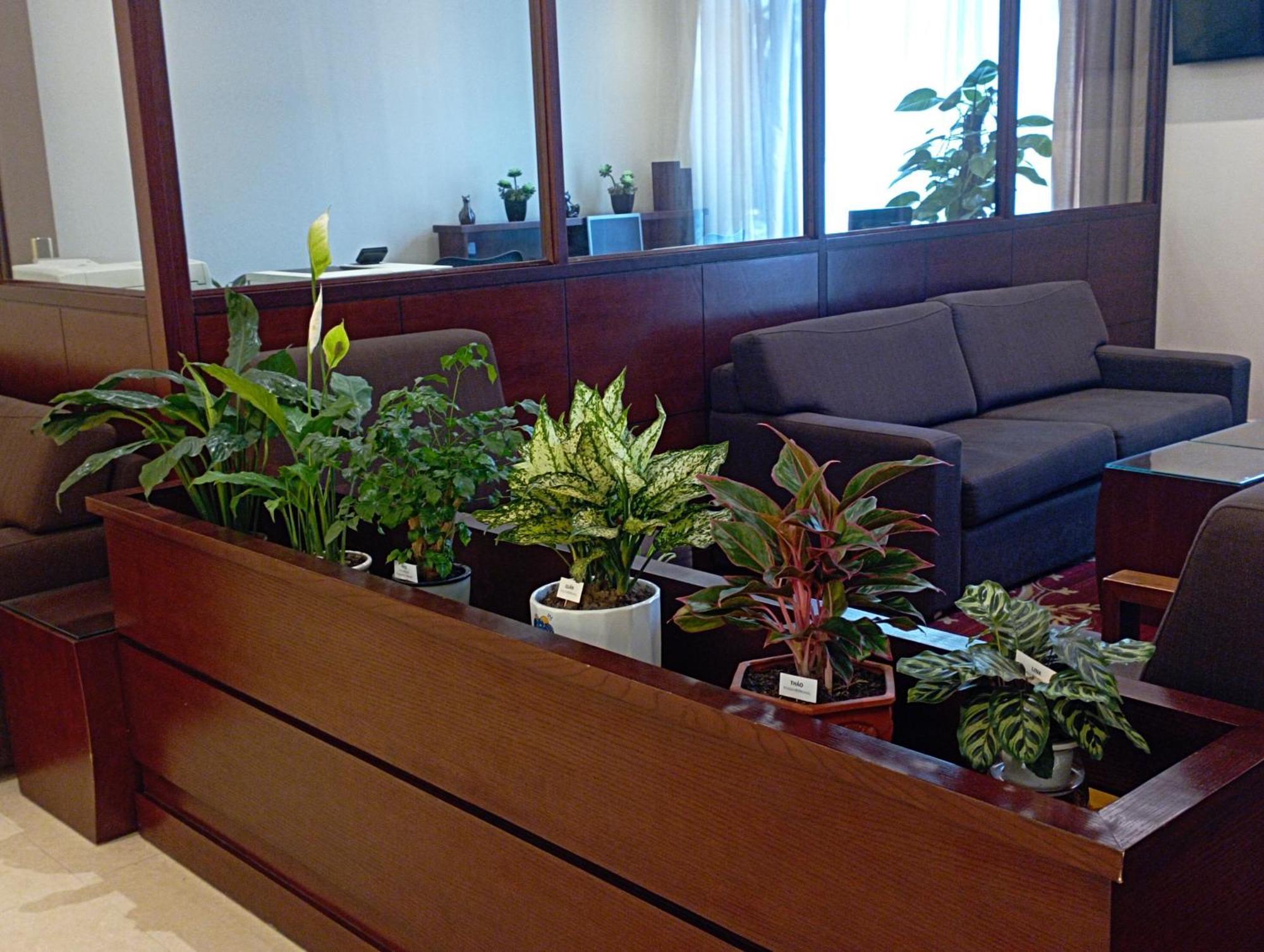 Hilton Garden Inn Hanoi Bagian luar foto